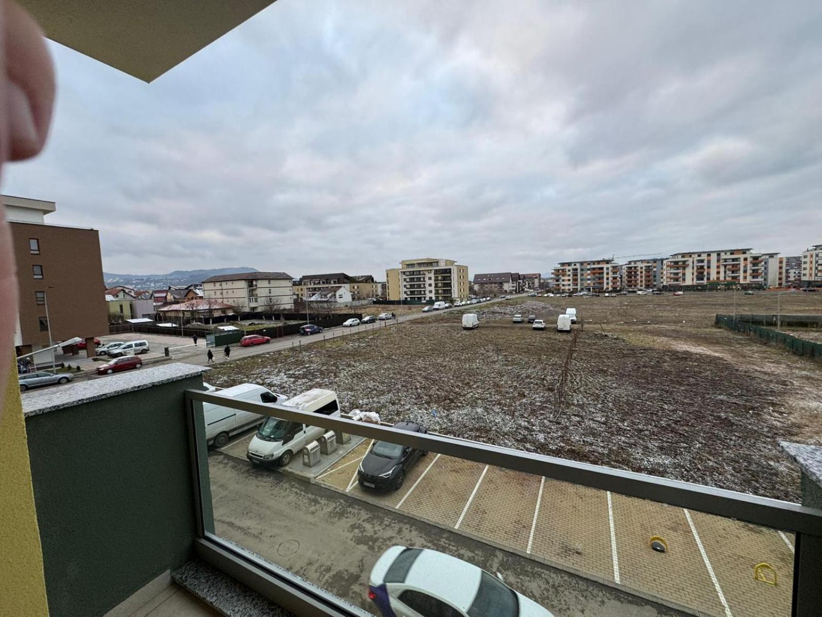 Coresi Mall Area Studios & Apartments By Glam Brasov Exterior photo